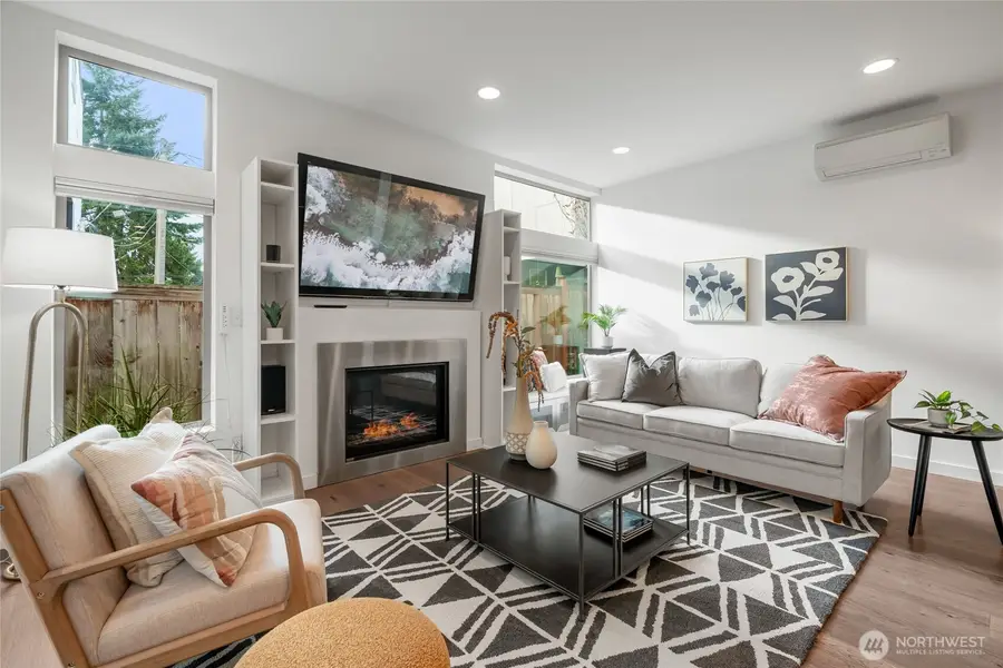 730 25th Avenue S, Seattle, WA 98144 - Image #2