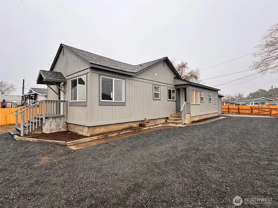 9840 Olympic Drive Ne, Moses Lake, WA 98837 - Image #3
