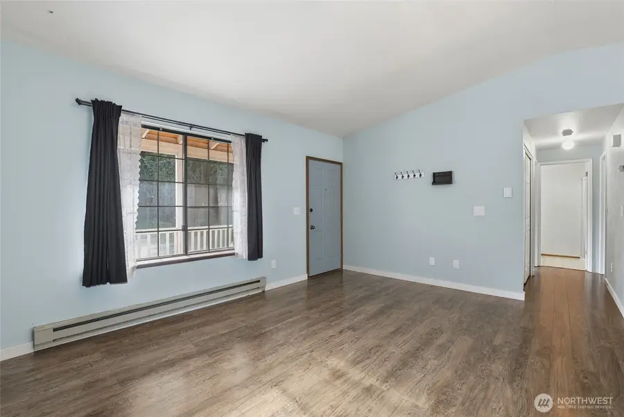 591 Malibu Drive Se, Lacey, WA 98503 - Image #3