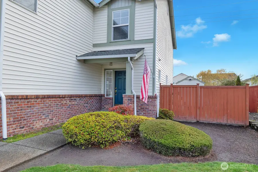 166 Glennwood Place Se, Renton, WA 98056 - Image #2