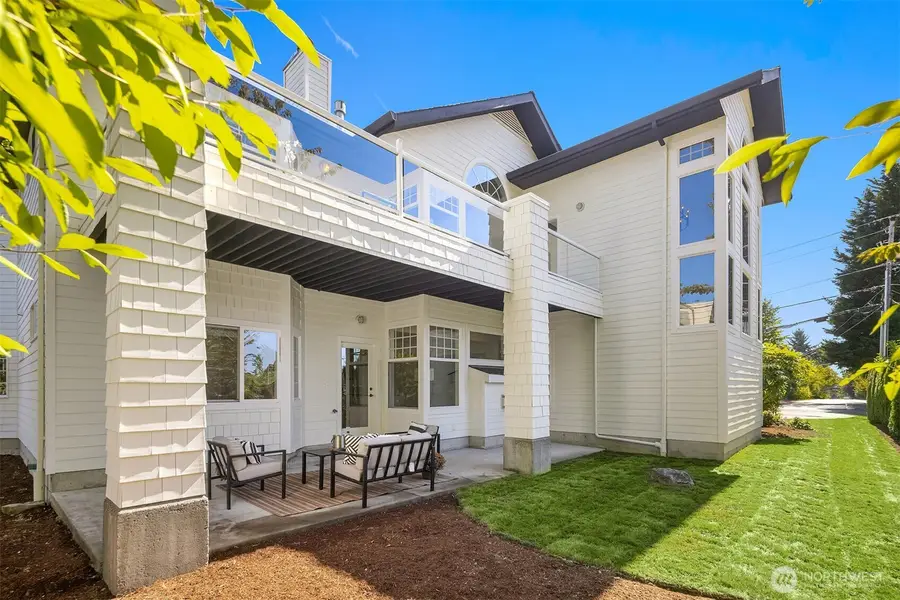 8604 NE 124th Street, Kirkland, WA 98034 - Image #3