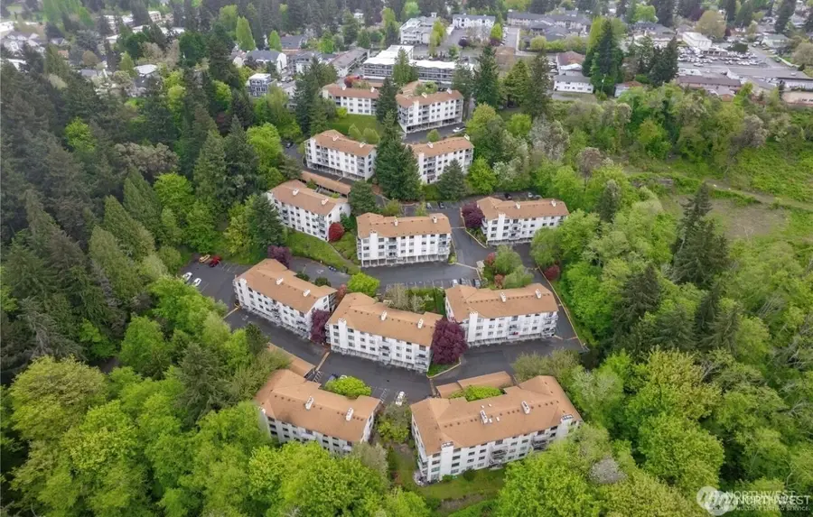 13235 12th Avenue Sw #522, Burien, WA 98146 - Image #2