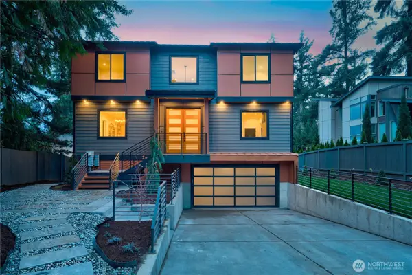 12226 NE 70th Street, Kirkland, WA 98033