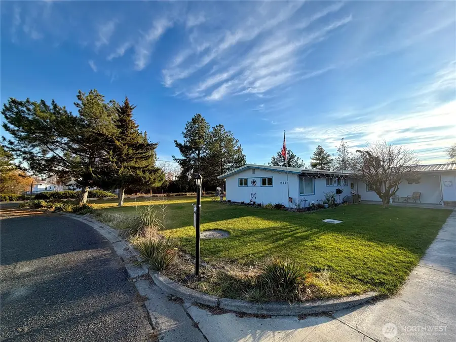 541 Fairchild Loop, Moses Lake, WA 98837 - Image #2