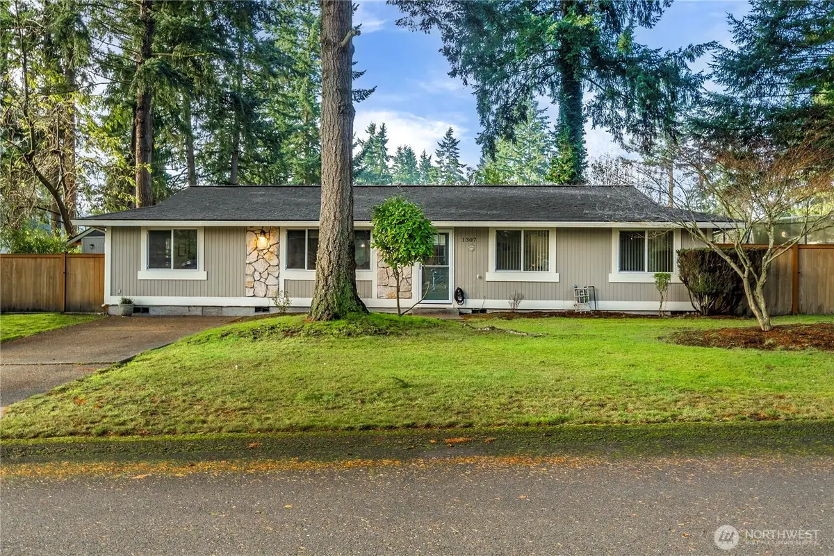 1307 Yakima Street Ne, Olympia, WA 98516 - Image #1