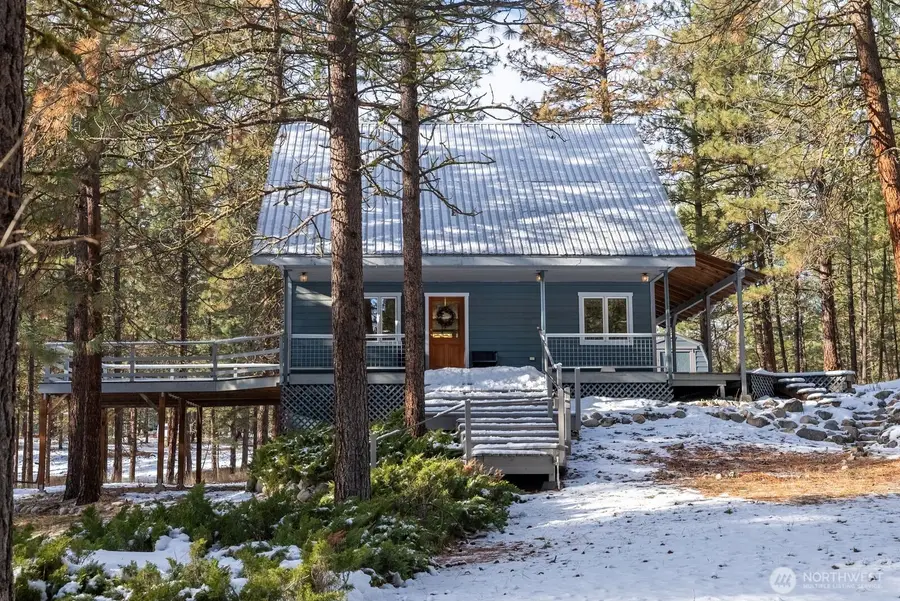 5 Chase Road S, Winthrop, WA 98862 - Image #2