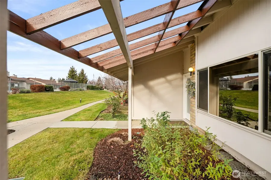 300 S Elliott Avenue #29, Wenatchee, WA 98801 - Image #2