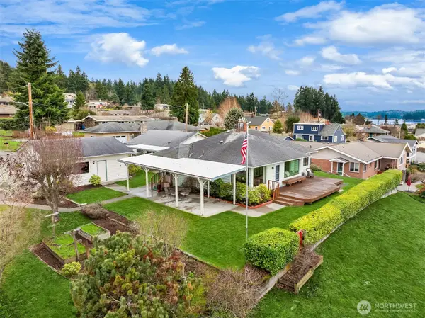 649 NE Sommerseth Street, Poulsbo, WA 98370