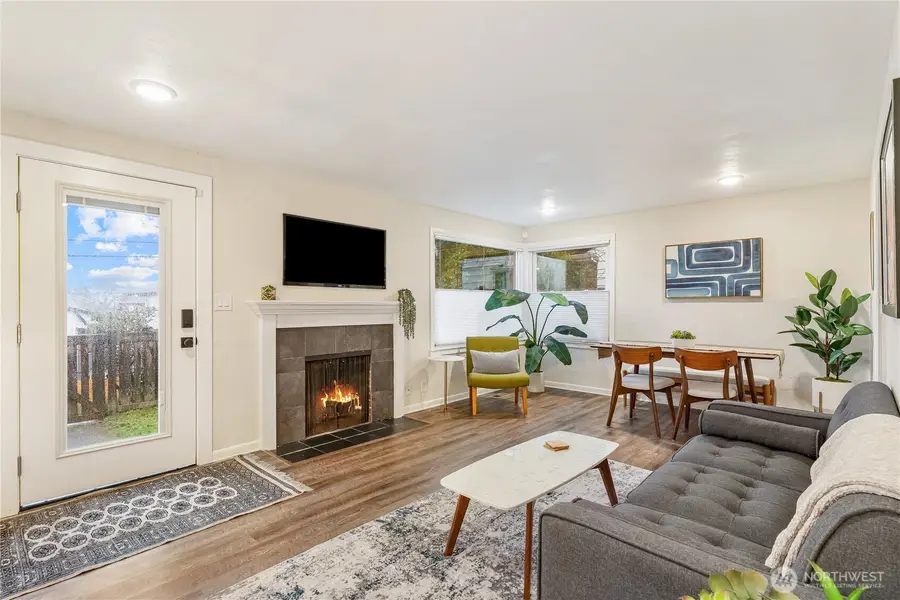 9018 14th Avenue Sw, Seattle, WA 98106 - Image #3