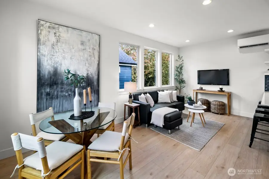 318 N 84th Street, Seattle, WA 98103 - Image #2