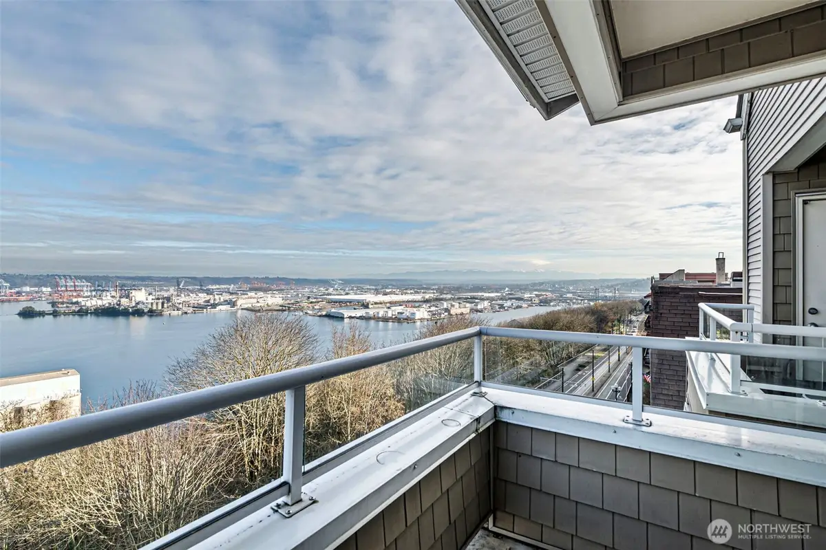 1 Broadway #513, Tacoma, WA 98402 - Image #1