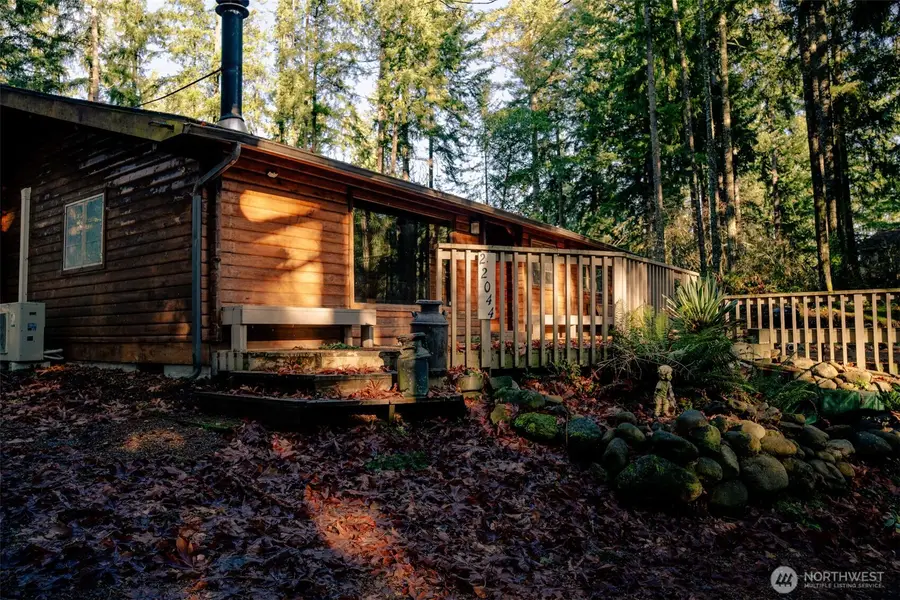 22044 Clear Lake Boulevard Se, Yelm, WA 98597 - Image #2