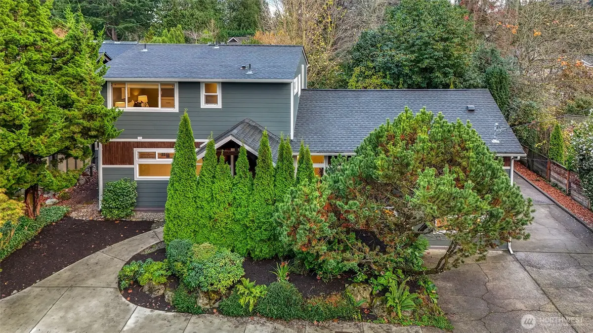 5503 NE 58th Street, Seattle, WA 98105 - Image #1