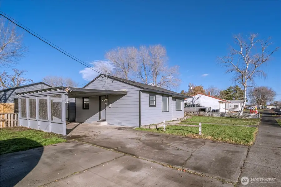 1820 W Lakeside Drive, Moses Lake, WA 98837 - Image #2