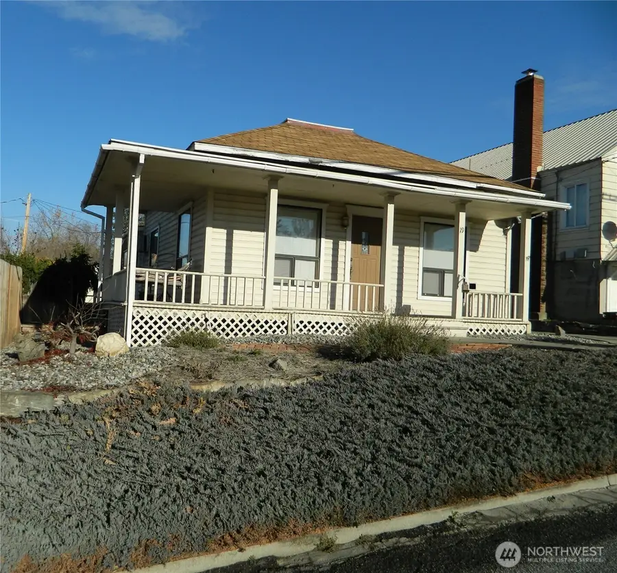 19 3rd Street E, Tonasket, WA 98855 - Image #3