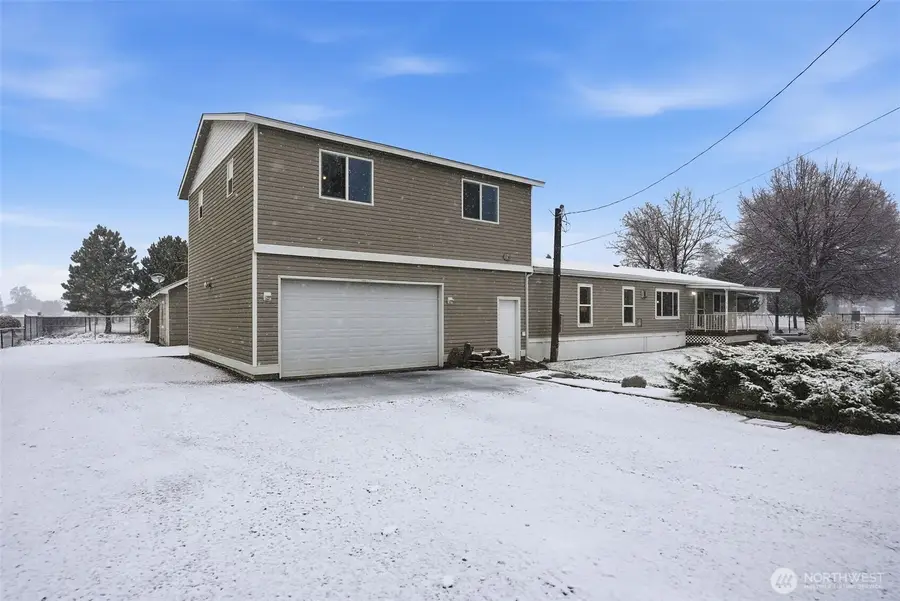 17705 Boone Avenue, Greenacres, WA 99016 - Image #2