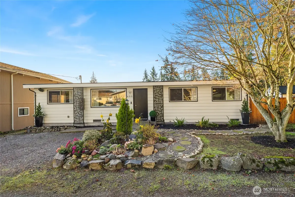4515 NE 17th Place, Renton, WA 98059 - Image #1