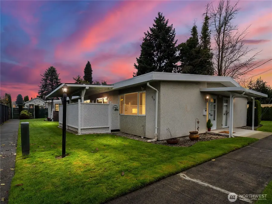 319 7th Se #1, Puyallup, WA 98372 - Image #2