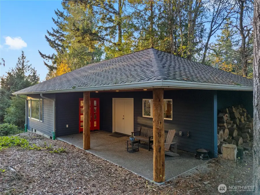 7404 Holiday Boulevard, Anacortes, WA 98221 - Image #3