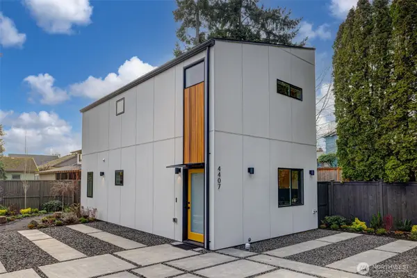 4407 S Holly Street, Seattle, WA 98118