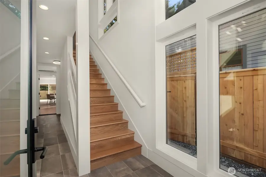 7342 20th Avenue Nw, Seattle, WA 98117 - Image #3