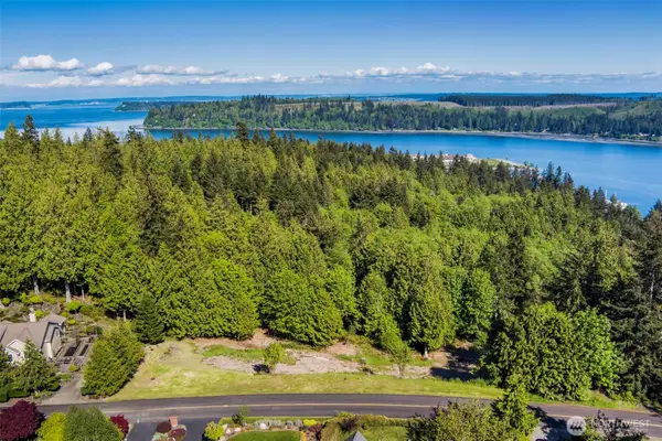 639 Rainier Lane #19/20, Port Ludlow, WA 98365