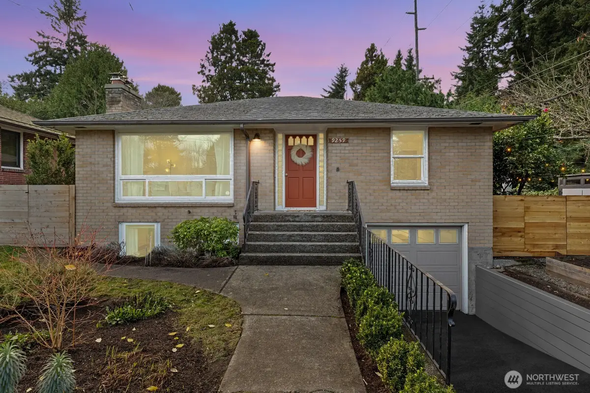 9259 Dibble Avenue Nw, Seattle, WA 98117 - Image #1
