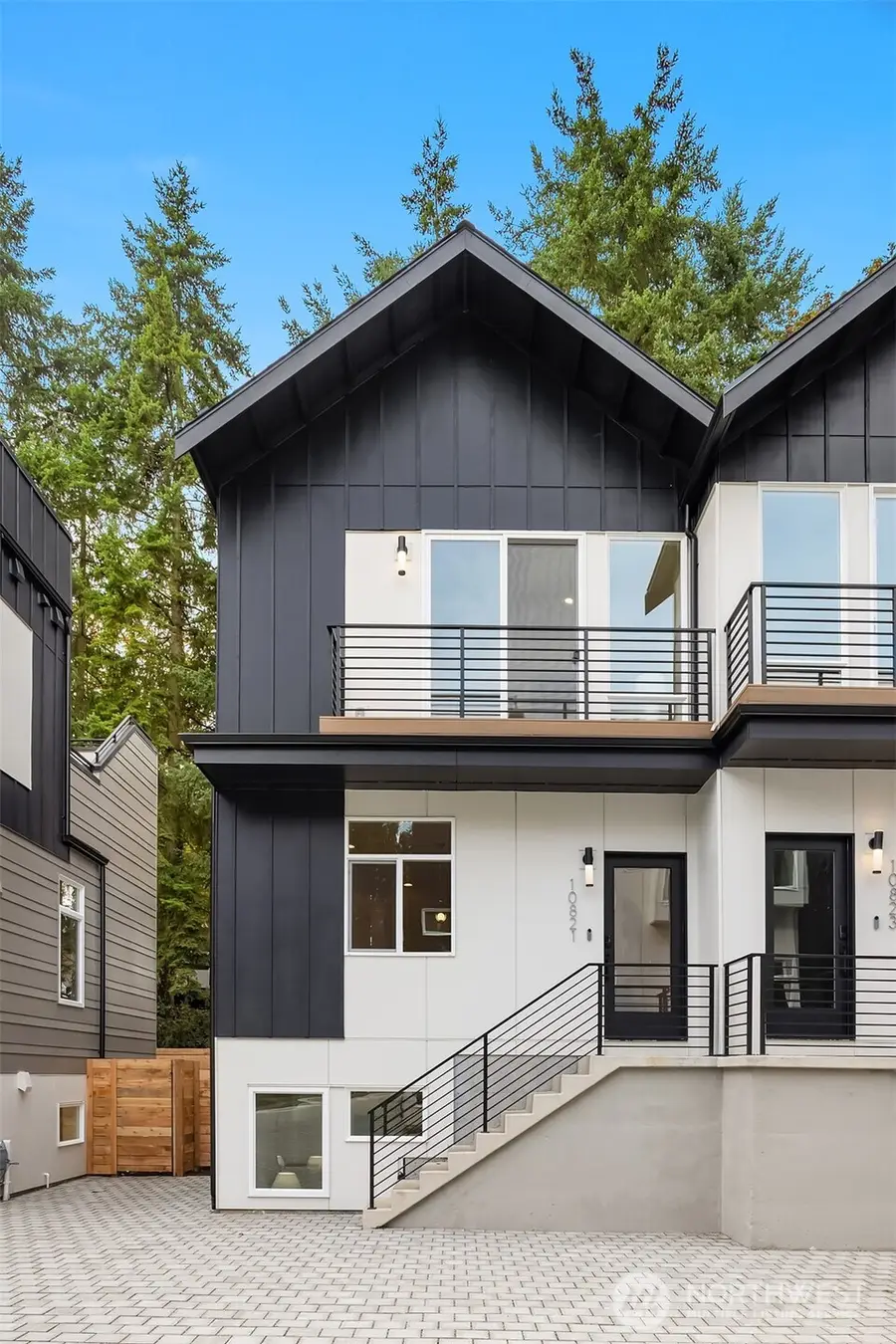 10821 11th Avenue Ne, Seattle, WA 98125 - Image #2