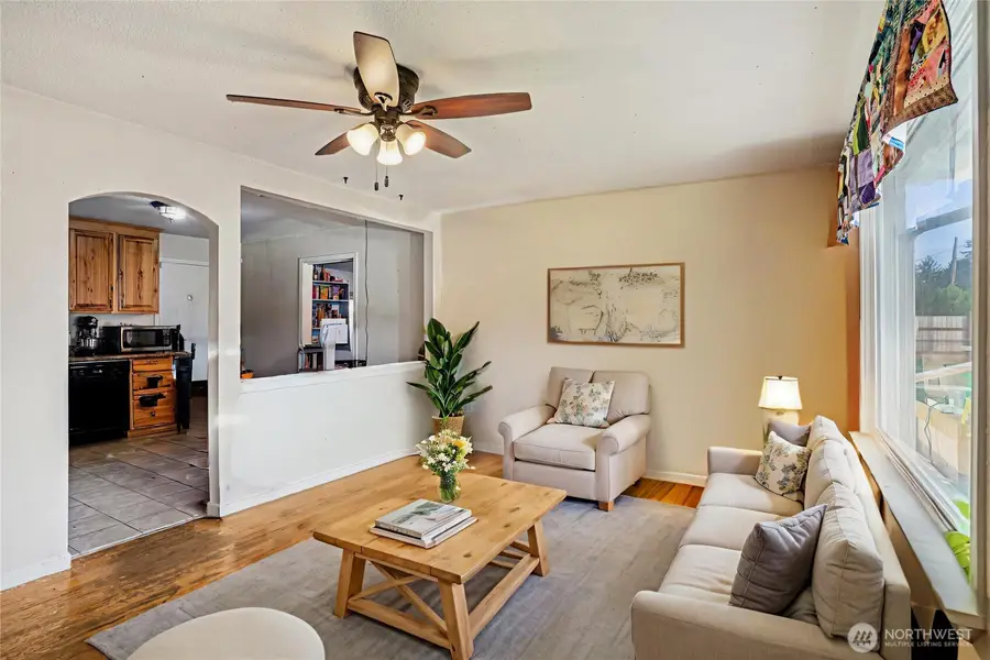 1215 117th Street S, Tacoma, WA 98444 - Image #3