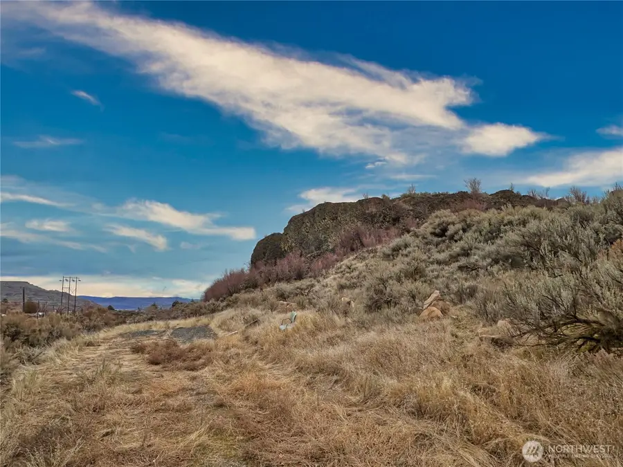 22099 Pleasant Valley Road Ne #2-18, Grand Coulee, WA 99133 - #3