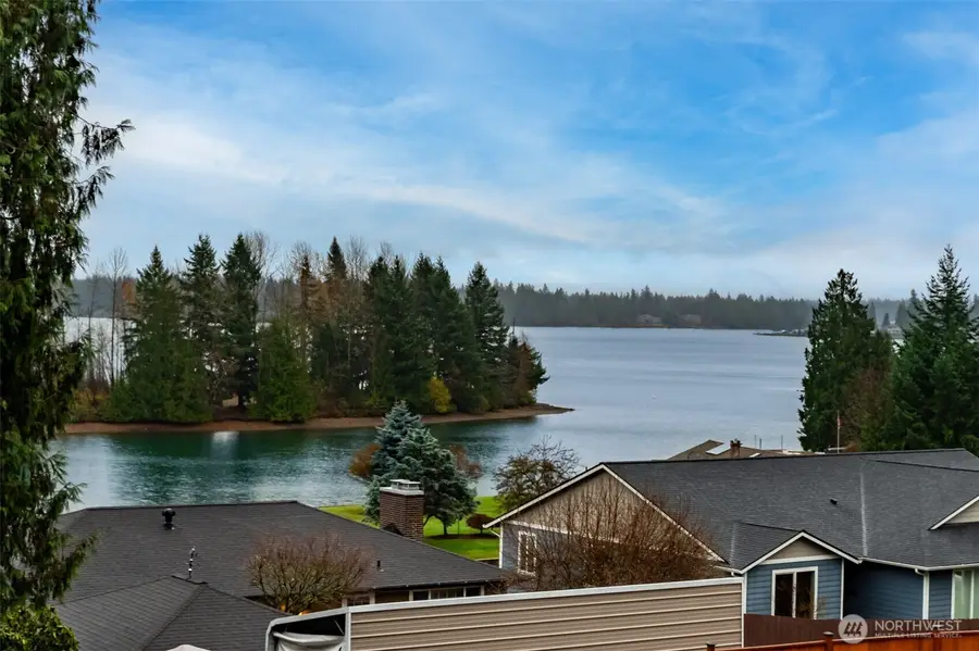 4614 Lakeridge Drive E, Lake Tapps, WA 98391 - Image #2