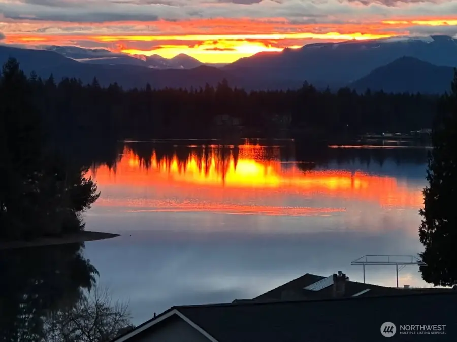 4614 Lakeridge Drive E, Lake Tapps, WA 98391 - Image #3