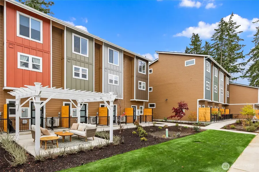 1351 Nolta Loop Ne, Bainbridge Island, WA 98110 - Image #2