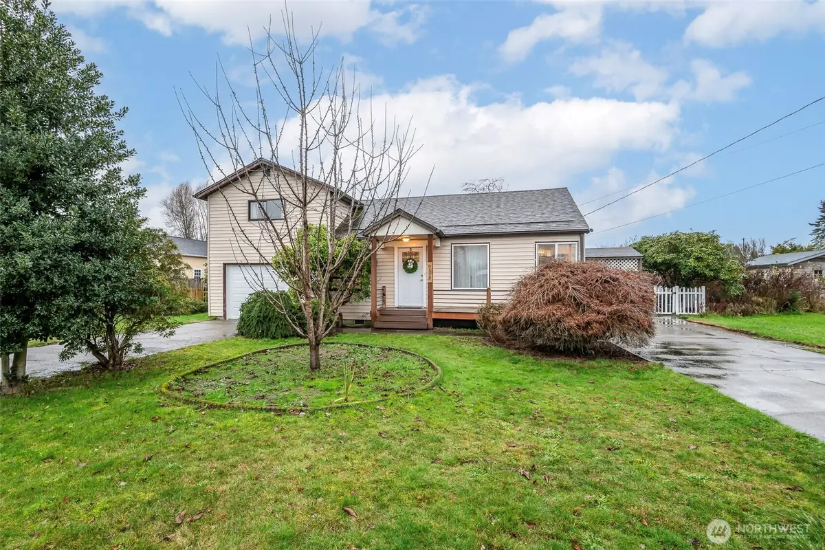 728 15th Street Nw, Puyallup, WA 98371 - Image #1