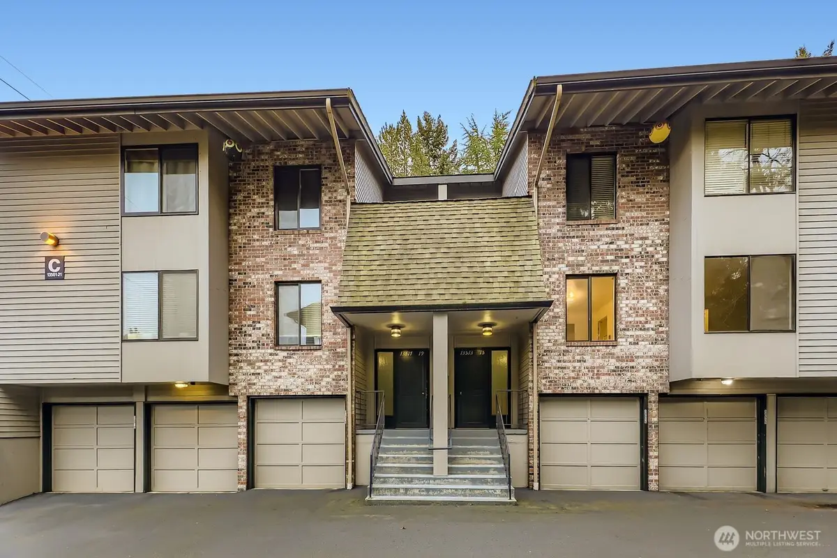 13513 Linden Avenue N #C114, Seattle, WA 98133 - Image #1
