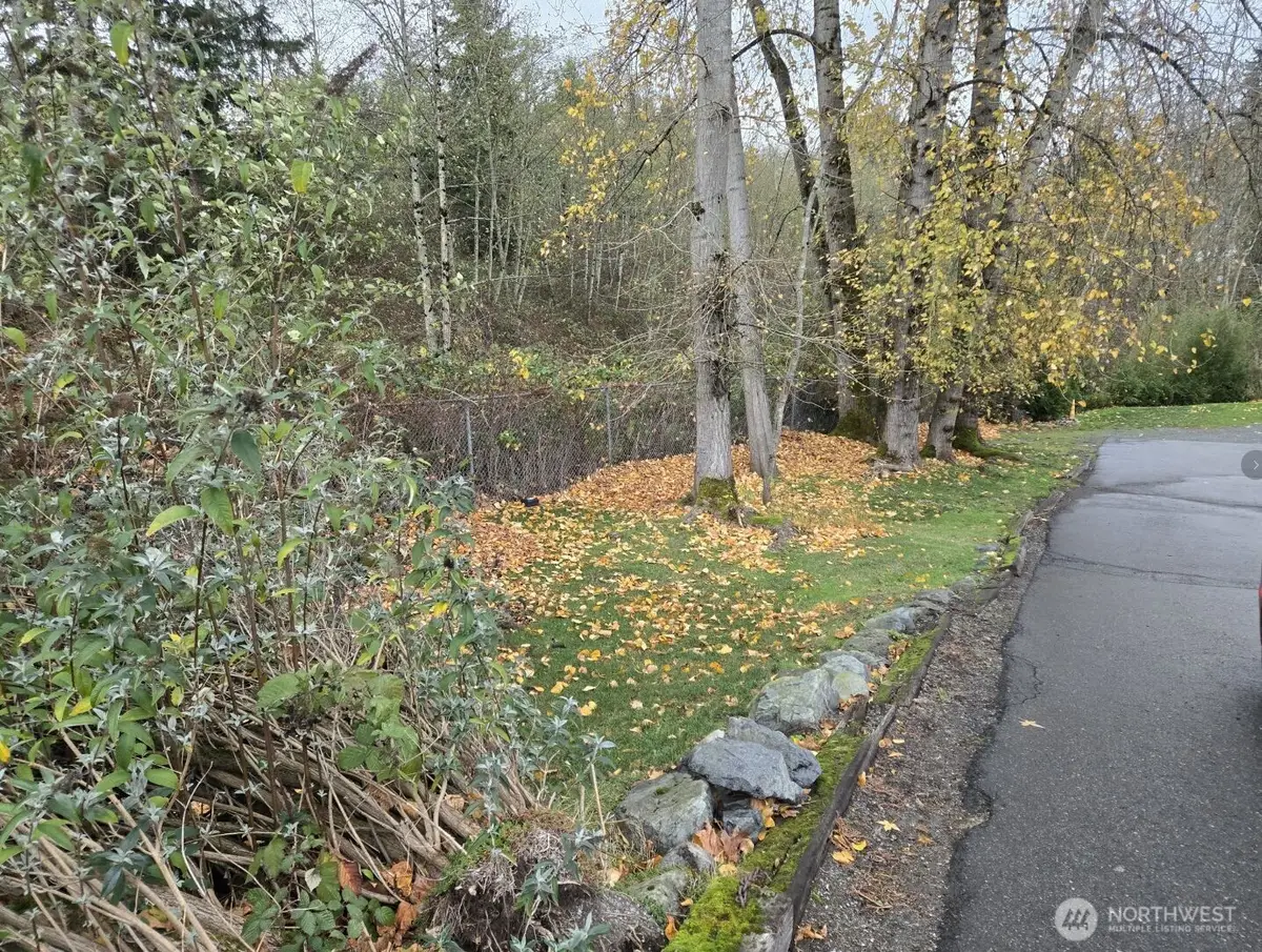 8201 5th Avenue W, Everett, WA 98204 - Image #1