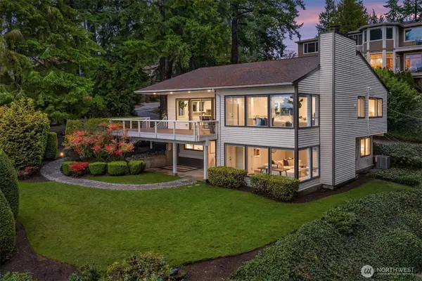 10001 SE 25th Street, Bellevue, WA 98004