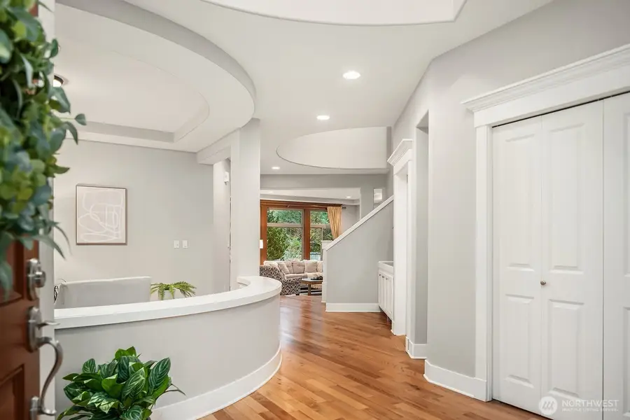 817 235th Avenue Ne, Sammamish, WA 98074 - Image #3