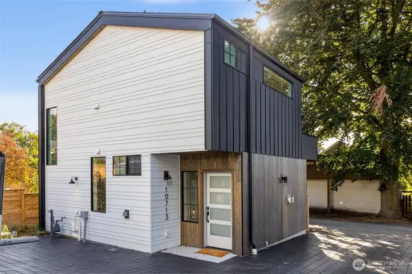 10713 2nd Avenue Nw, Seattle, WA 98177