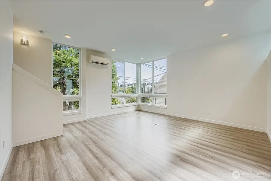 5111 NE Ravenna Ave, Seattle, WA 98105 - Image #3