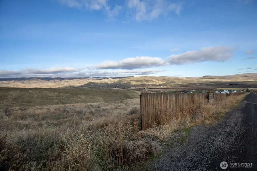 731 Point Drive #Lot 5-B, Selah, WA 98942 - Image #2