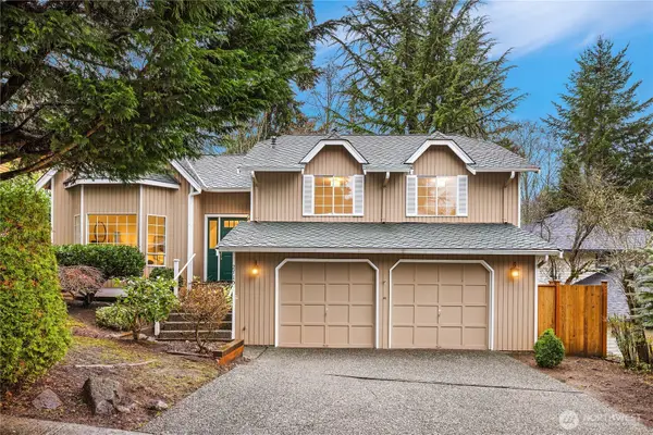 2715 NE 184th Place, Lake Forest Park, WA 98155