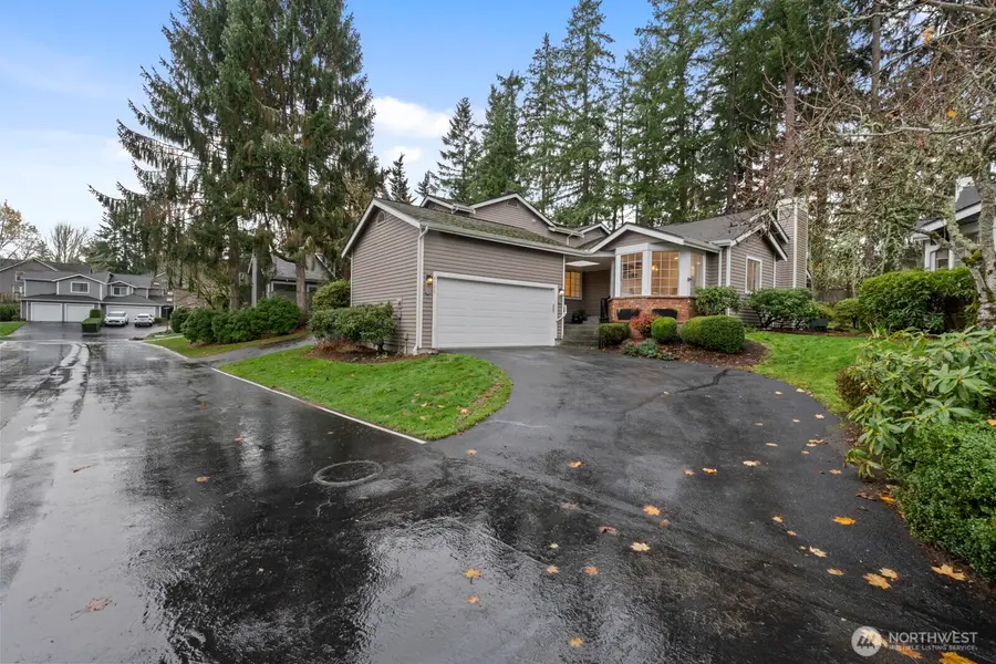 4131 243rd Lane Se #18, Sammamish, WA 98029 - Image #2