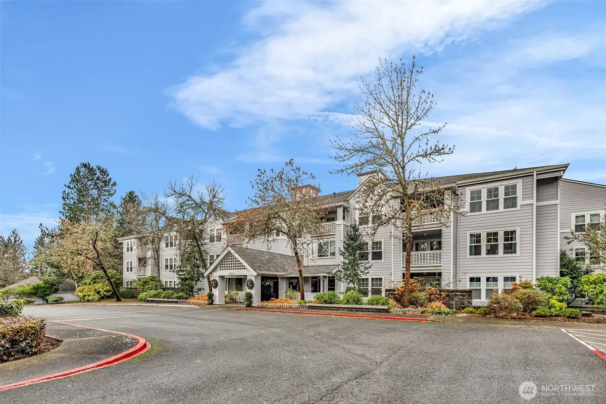 3941 226th Place Se #211, Issaquah, WA 98029 - Image #1