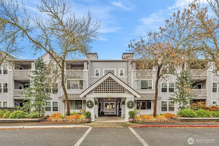 3941 226th Place Se #211, Issaquah, WA 98029 - Image #2