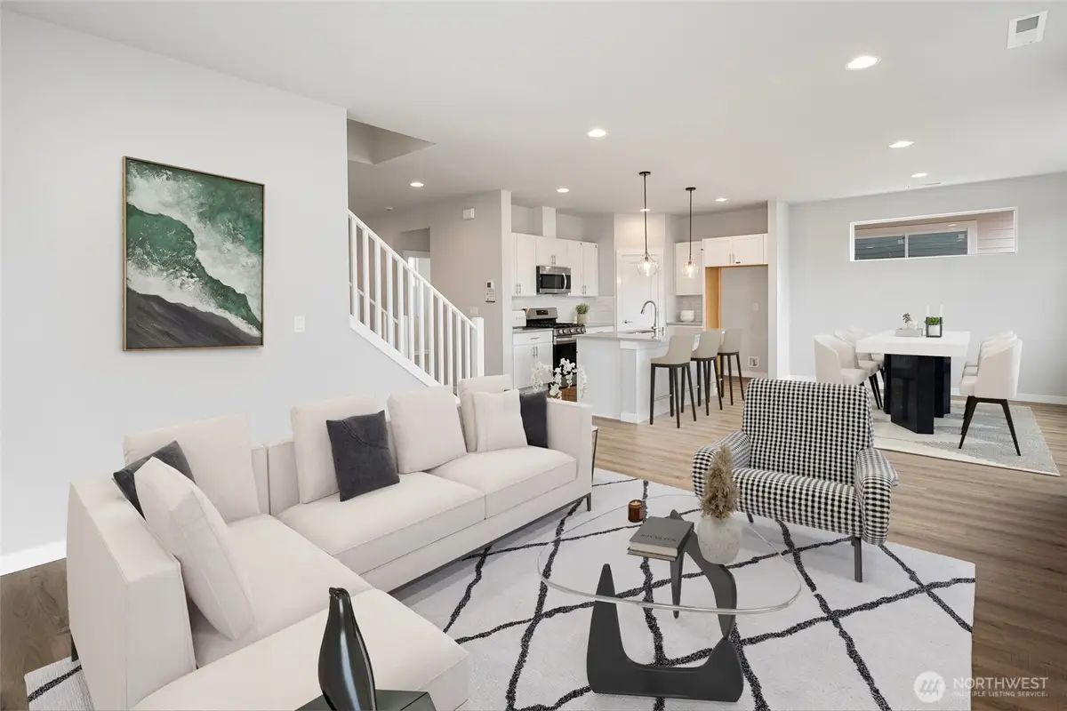 592 Sw 97th St #2, Seattle, WA 98106 - Image #1