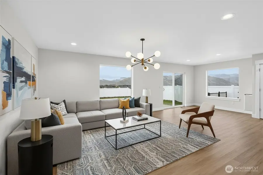 2348 Noah Street Se, East Wenatchee, WA 98802 - Image #3