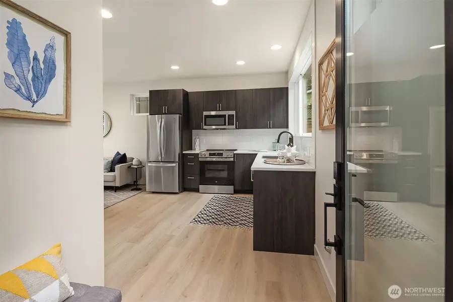 8823 Ashworth Avenue N #B, Seattle, WA 98103 - Image #2