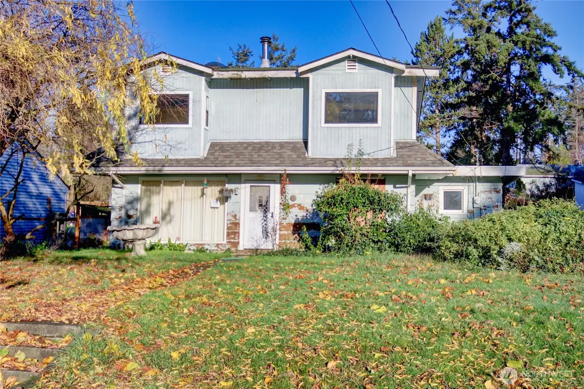 1040 W Shady Lane, Oak Harbor, WA 98277 - Image #1