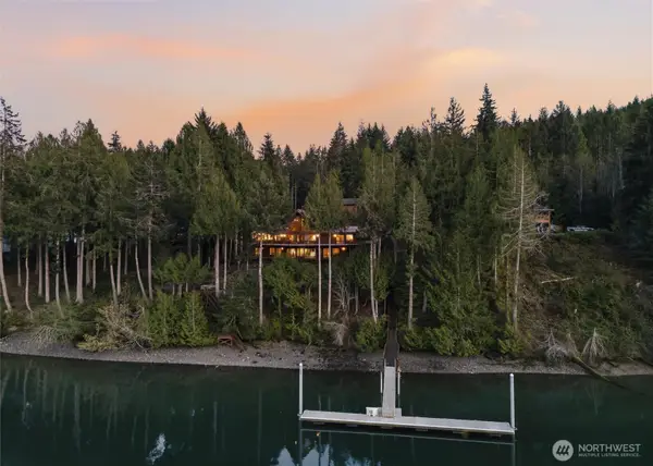 17 Quiet Place, Brinnon, WA 98320